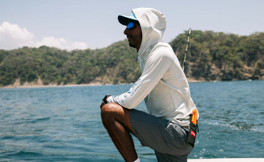 The-Ultimate-Guide-to-UV-Protection-clothing-Fishing-Gear-Stay-Safe-on-the-Water SURPHY